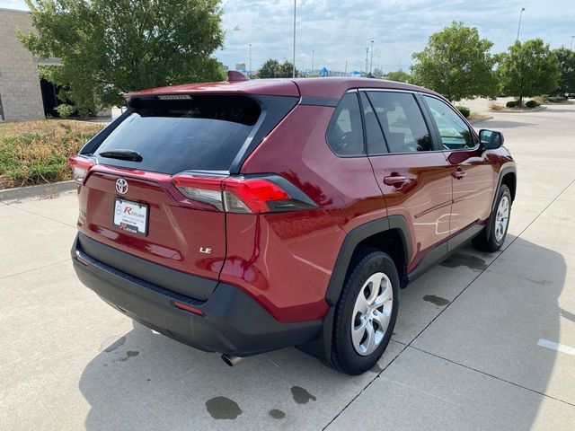 2022 Toyota RAV4 LE