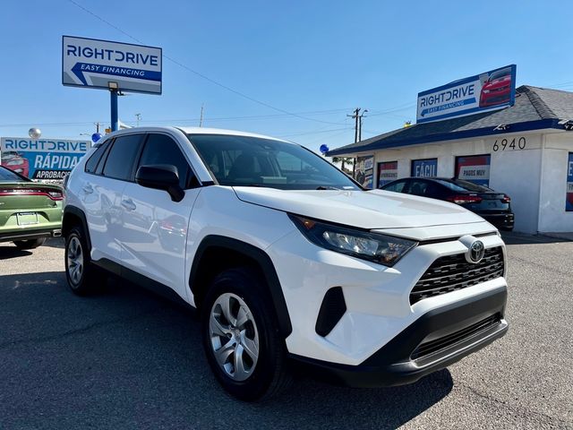 2022 Toyota RAV4 LE