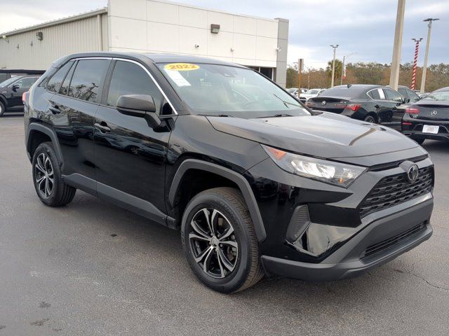 2022 Toyota RAV4 LE