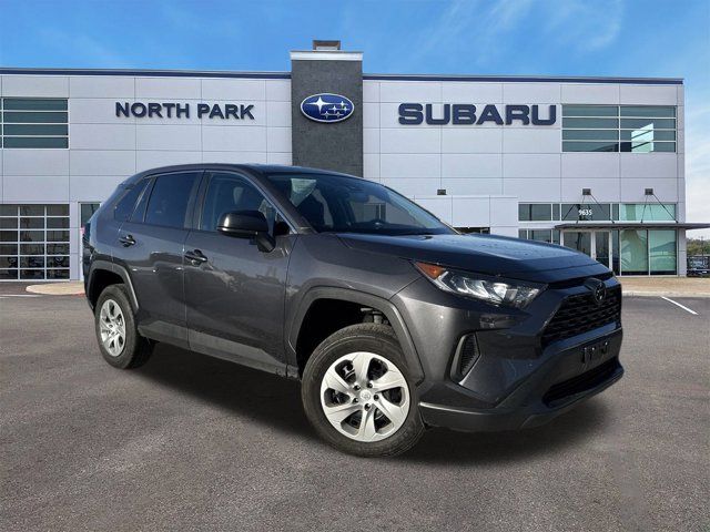 2022 Toyota RAV4 LE