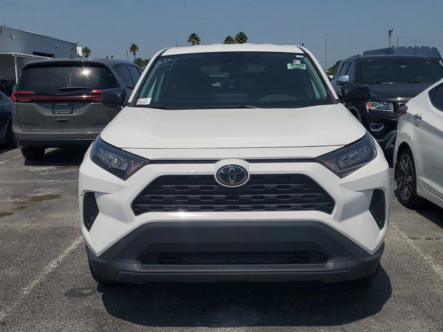 2022 Toyota RAV4 LE