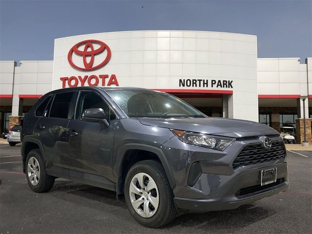 2022 Toyota RAV4 LE