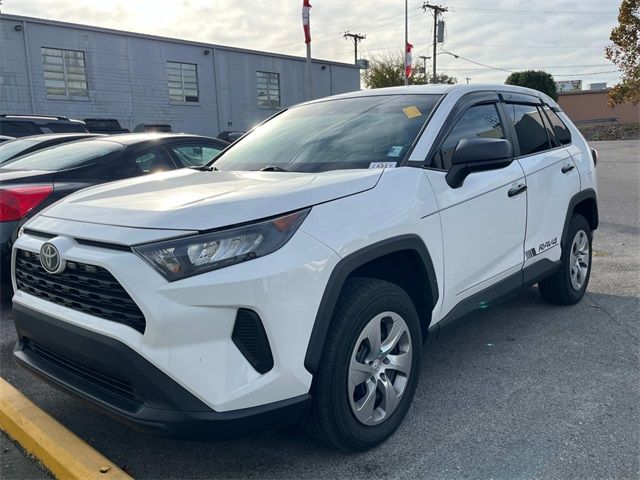 2022 Toyota RAV4 LE