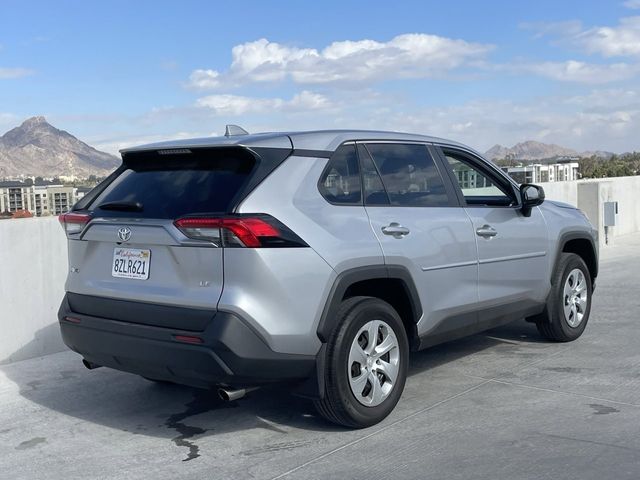 2022 Toyota RAV4 LE