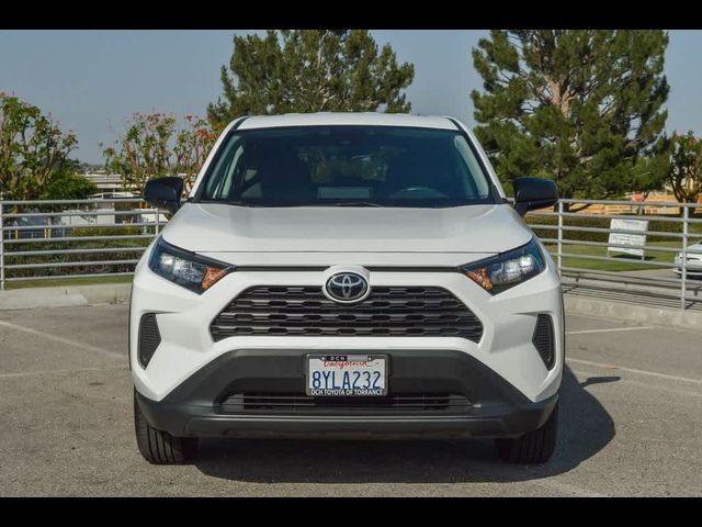 2022 Toyota RAV4 LE