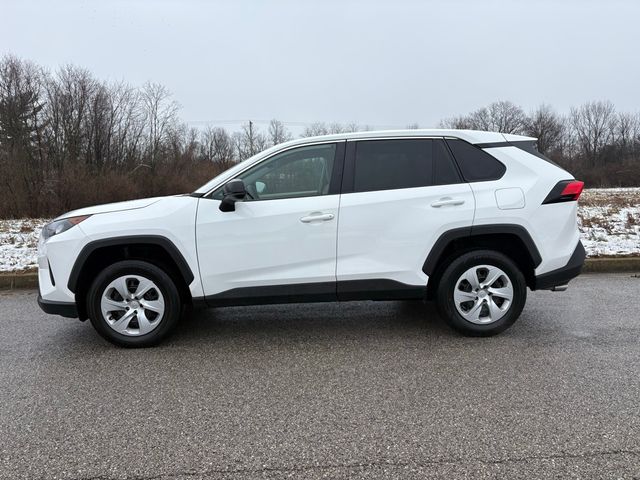 2022 Toyota RAV4 LE