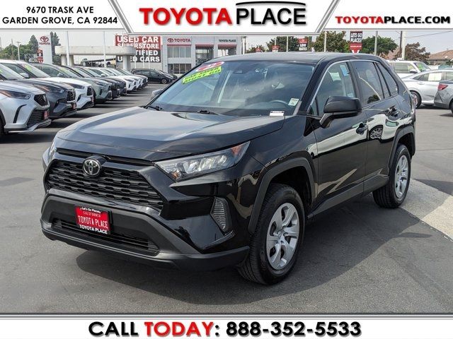 2022 Toyota RAV4 LE