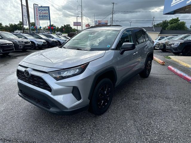 2022 Toyota RAV4 LE