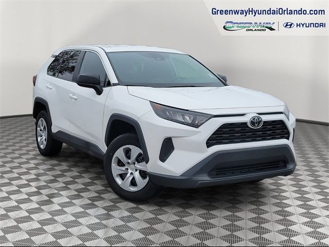 2022 Toyota RAV4 LE