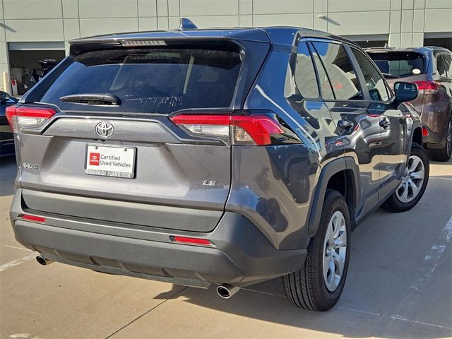 2022 Toyota RAV4 LE