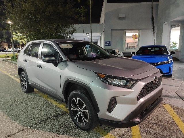 2022 Toyota RAV4 LE