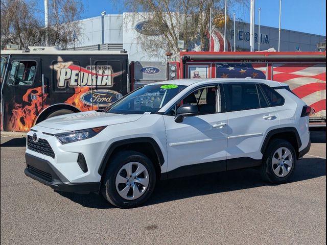 2022 Toyota RAV4 LE