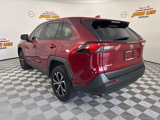 2022 Toyota RAV4 LE