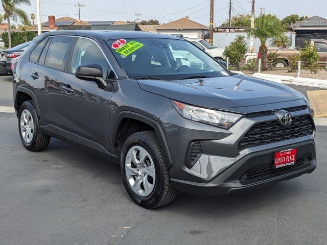 2022 Toyota RAV4 LE