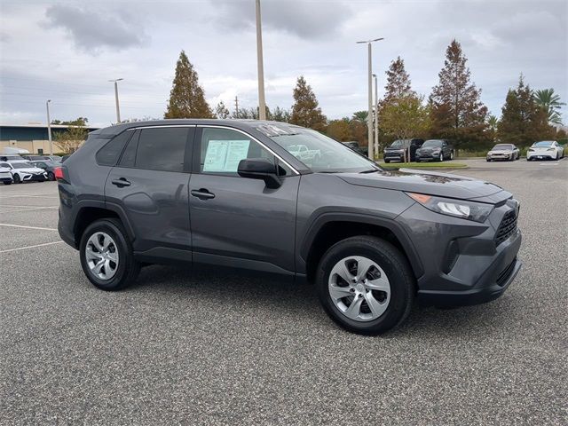 2022 Toyota RAV4 LE