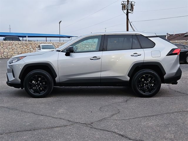 2022 Toyota RAV4 LE