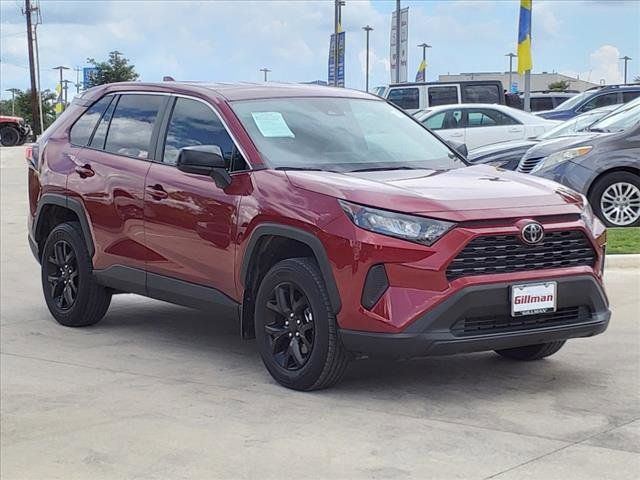 2022 Toyota RAV4 LE