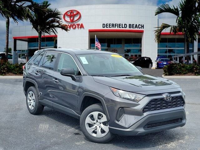 2022 Toyota RAV4 LE