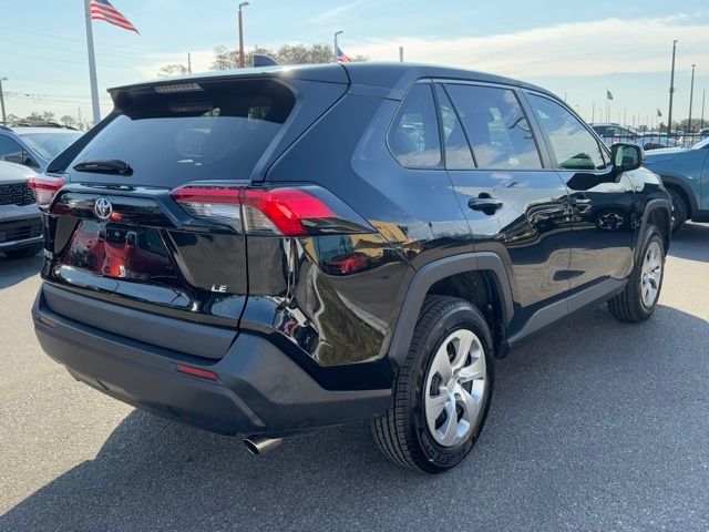 2022 Toyota RAV4 LE