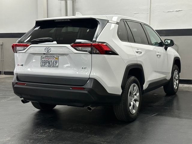 2022 Toyota RAV4 LE