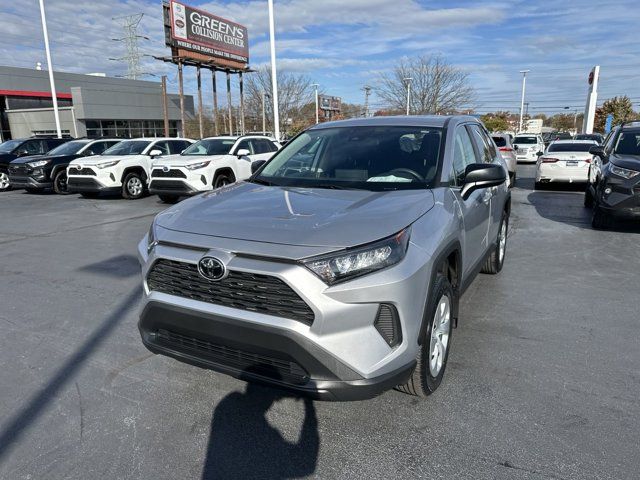 2022 Toyota RAV4 LE