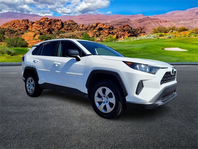 2022 Toyota RAV4 LE