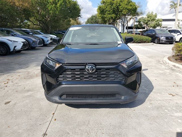 2022 Toyota RAV4 LE