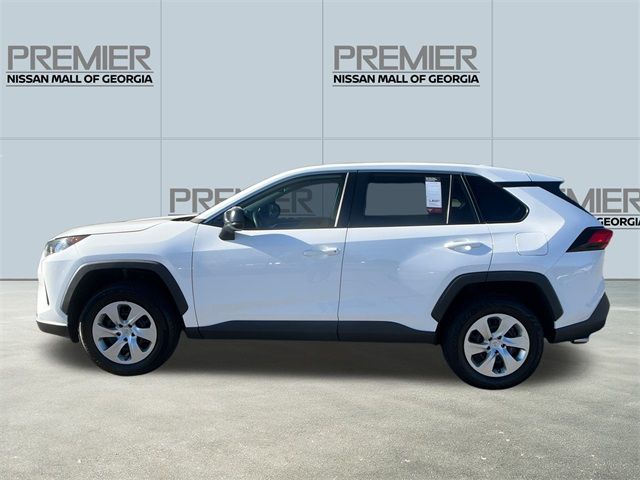 2022 Toyota RAV4 LE