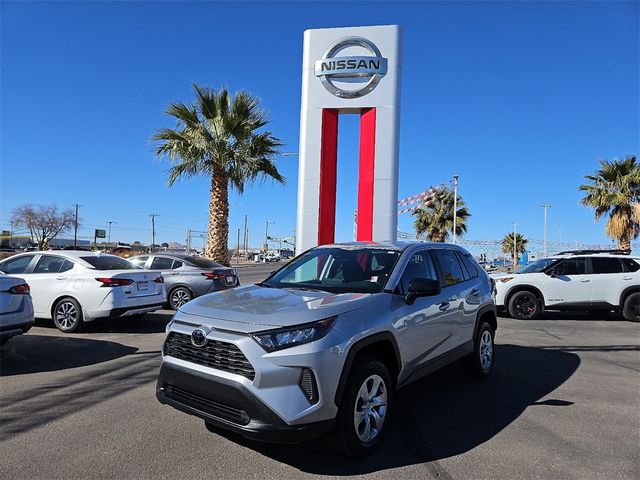 2022 Toyota RAV4 LE