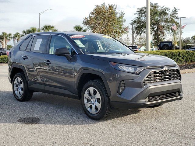 2022 Toyota RAV4 LE