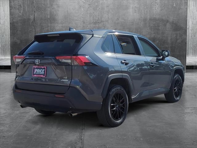 2022 Toyota RAV4 LE