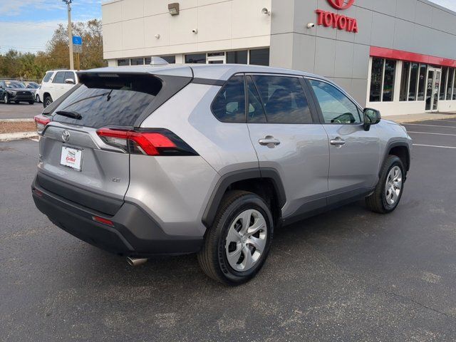 2022 Toyota RAV4 LE