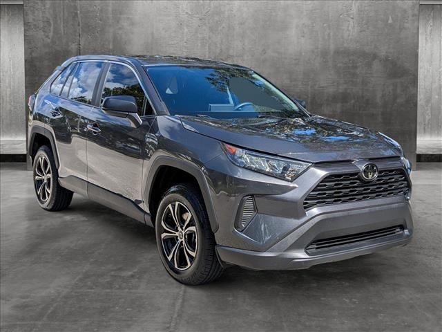 2022 Toyota RAV4 LE