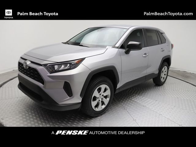 2022 Toyota RAV4 LE