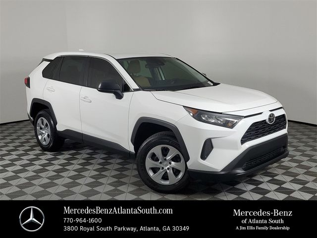 2022 Toyota RAV4 LE