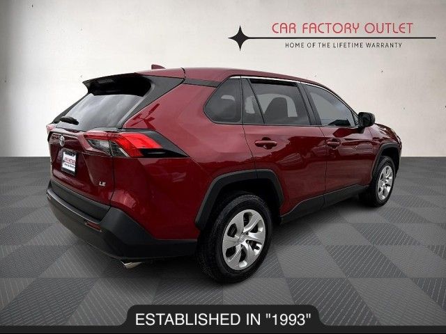 2022 Toyota RAV4 LE