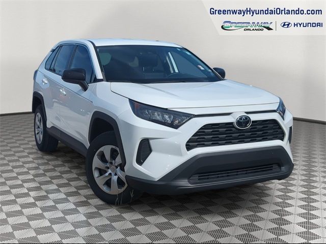 2022 Toyota RAV4 LE