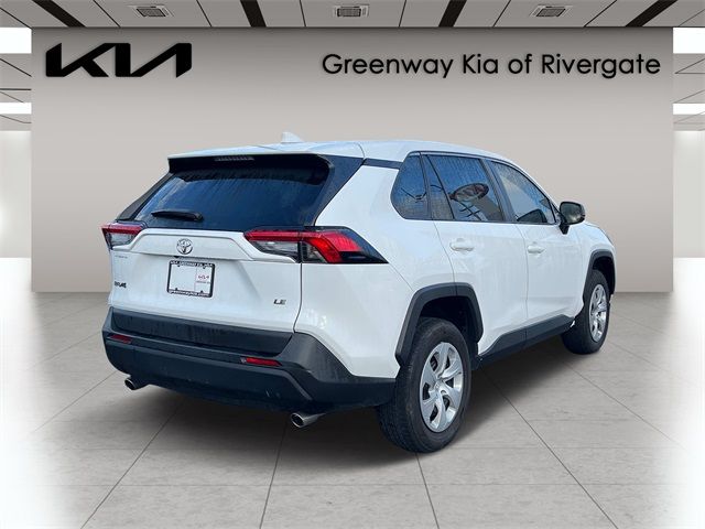 2022 Toyota RAV4 LE