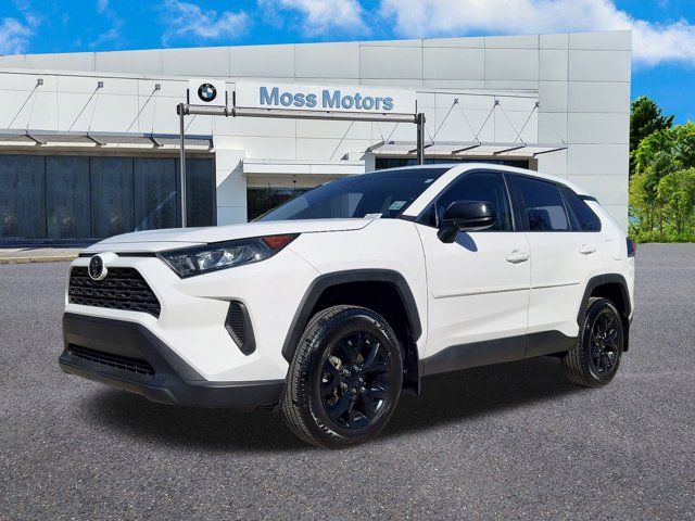 2022 Toyota RAV4 LE