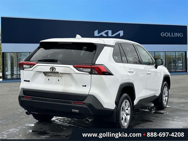 2022 Toyota RAV4 LE