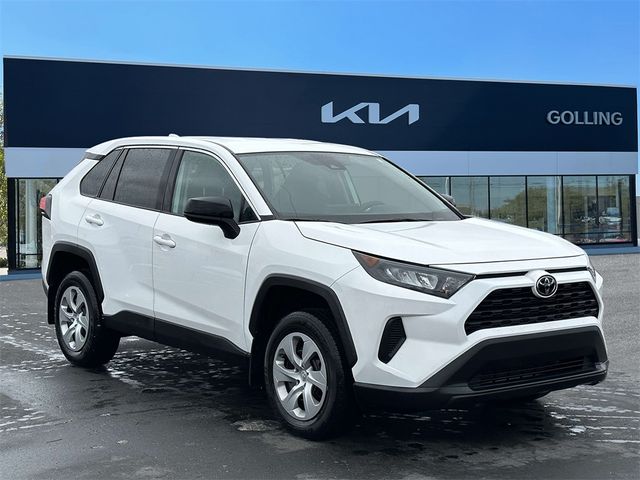 2022 Toyota RAV4 LE