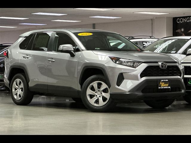 2022 Toyota RAV4 LE