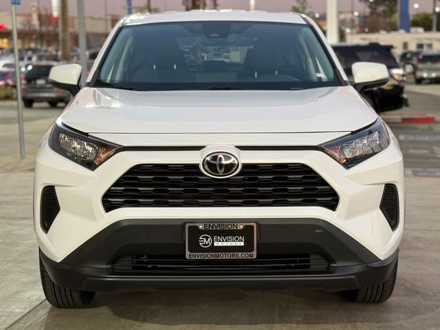 2022 Toyota RAV4 LE