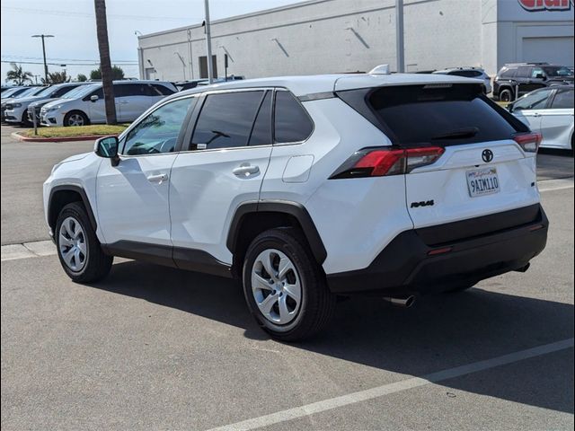 2022 Toyota RAV4 LE