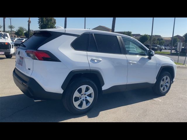 2022 Toyota RAV4 LE