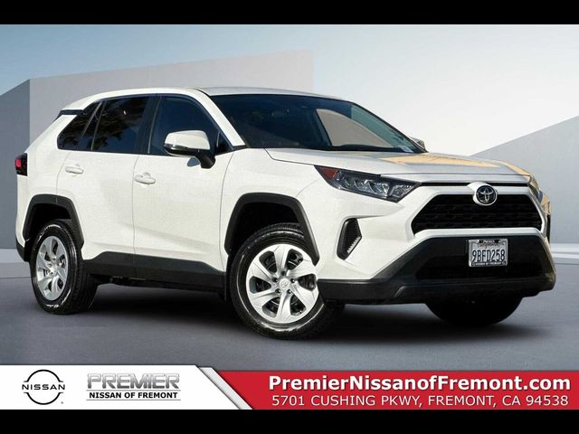 2022 Toyota RAV4 LE