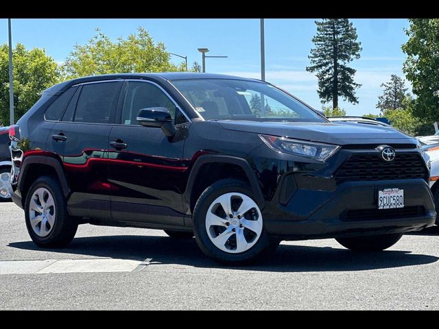 2022 Toyota RAV4 LE