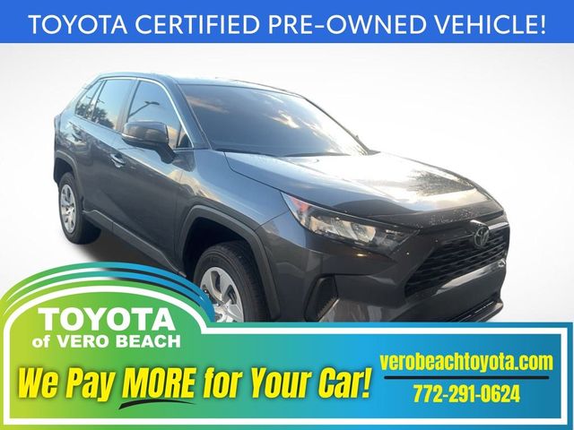 2022 Toyota RAV4 LE