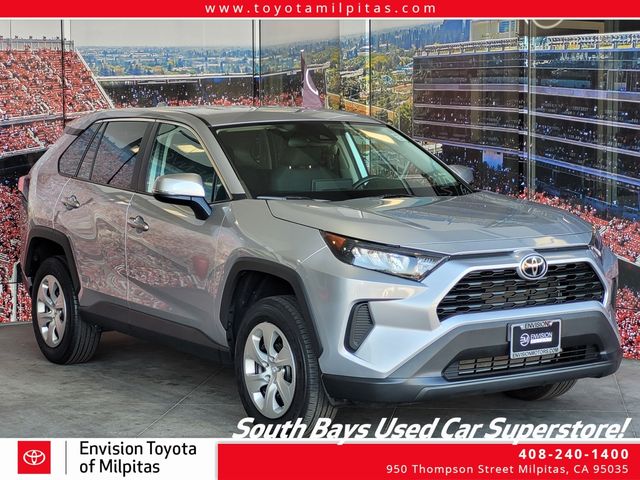 2022 Toyota RAV4 LE