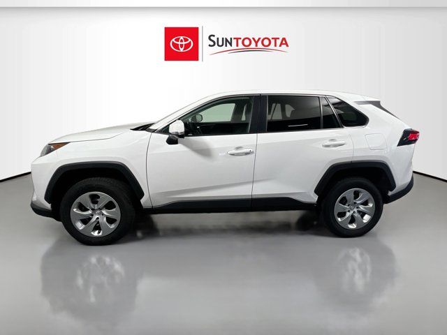 2022 Toyota RAV4 LE